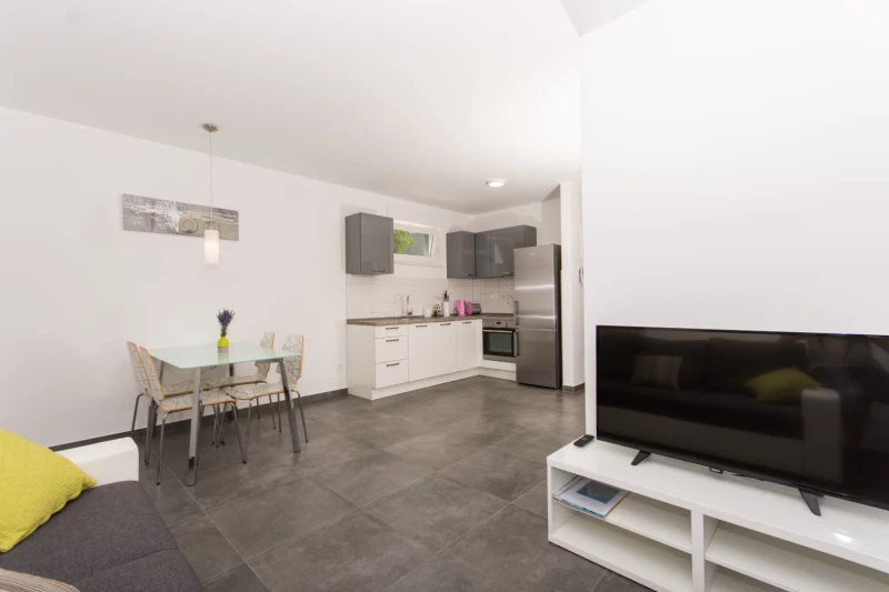 A1, Kitchen
