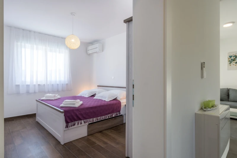 A2, Bedrooms