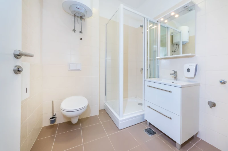 Apartment B4, Bathroom / WC