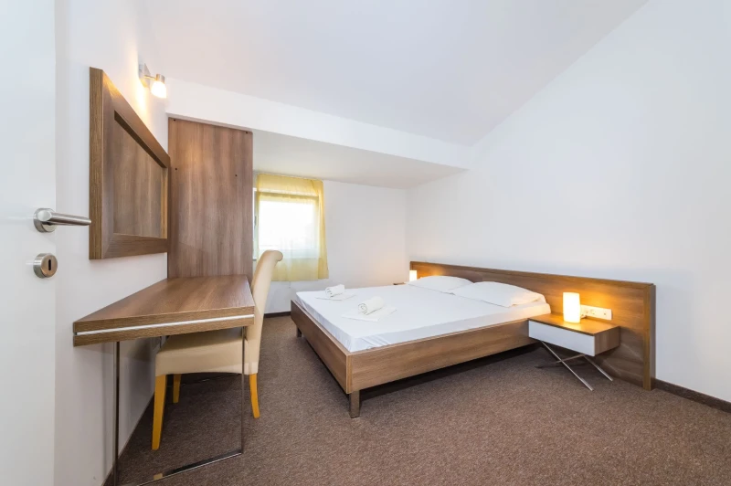 Apartment B4, Bedrooms