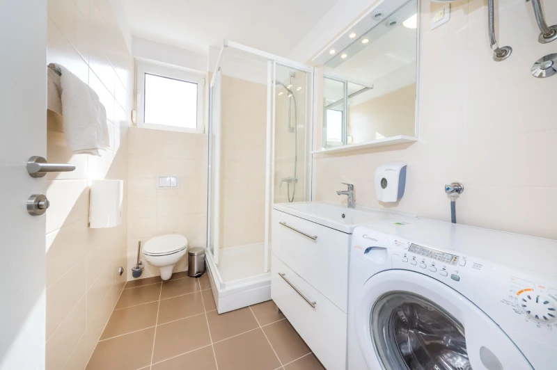 Apartment A1, Bathroom / WC