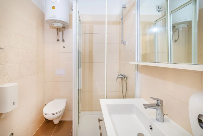 Apartment B3, Bathroom / WC