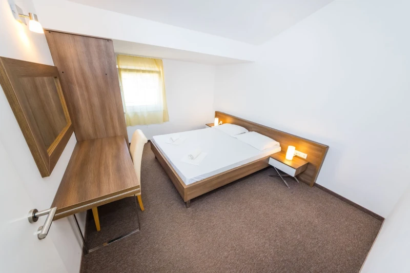 Apartment B4, Bedrooms