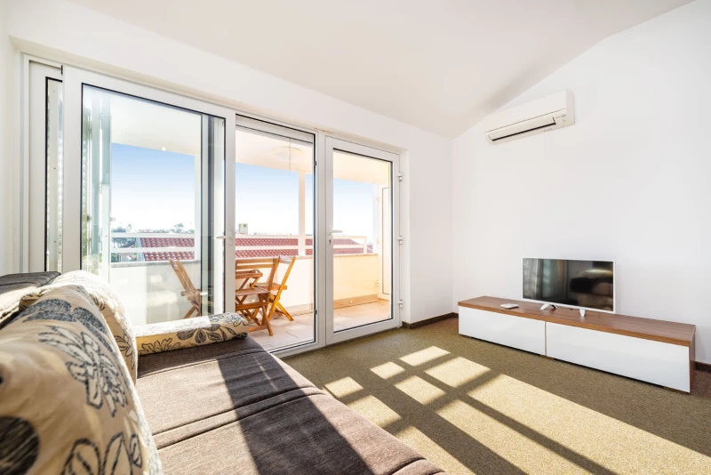 Apartment B3, Living room