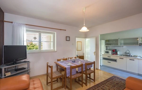 Apartment Mirta