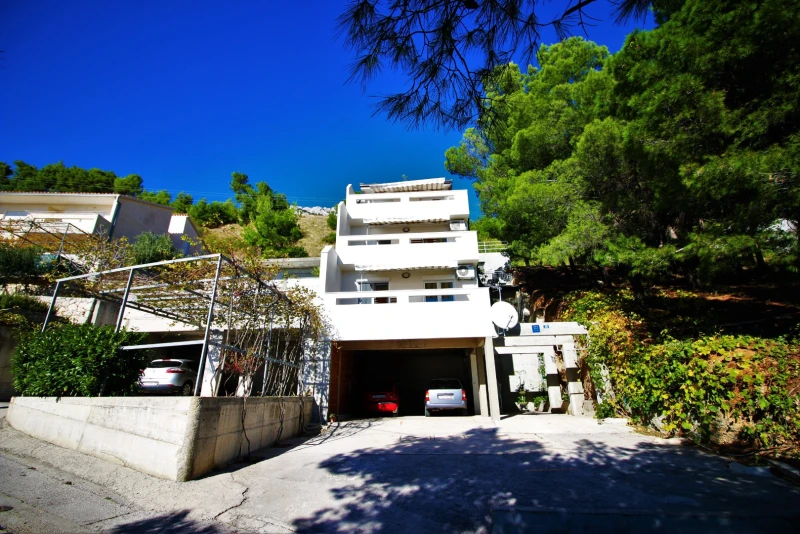 Villa Mario, Marušići