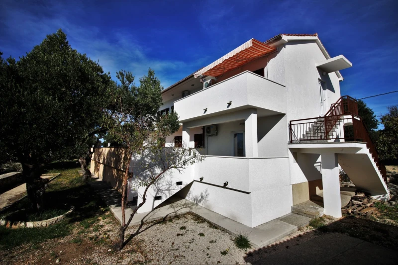 Villa Badurina, Novalja