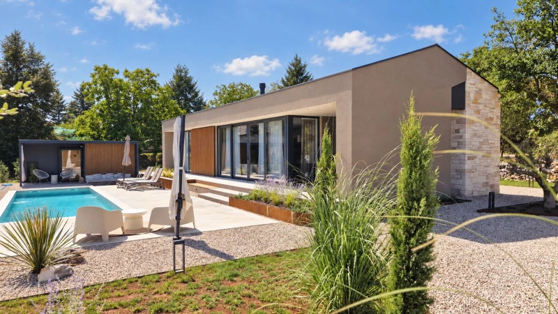 VILLA ZE, Pazin