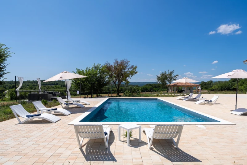 VILLA ROTI, Kostrčani