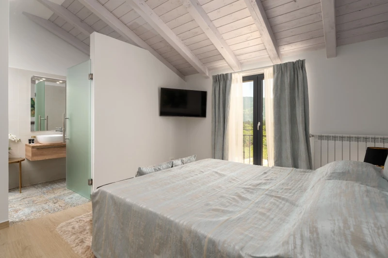 VILLA ROTI, Bedrooms