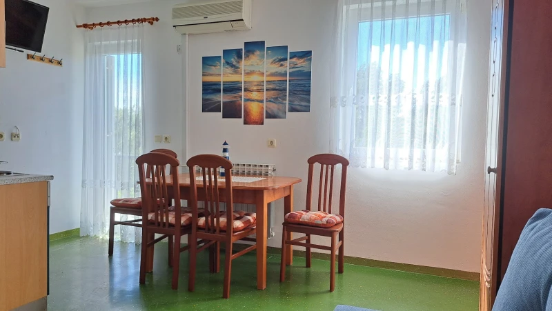 Apartman 11  (Moderan), Dnevni boravak