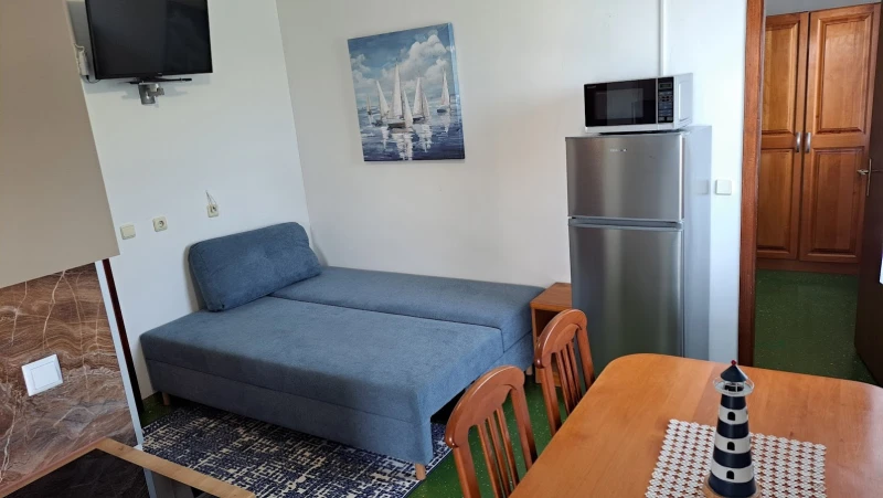 Apartman 14 (Moderan), Dnevni boravak