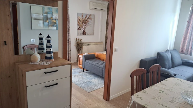 Apartman 12 (Luksuzni), Dnevni boravak