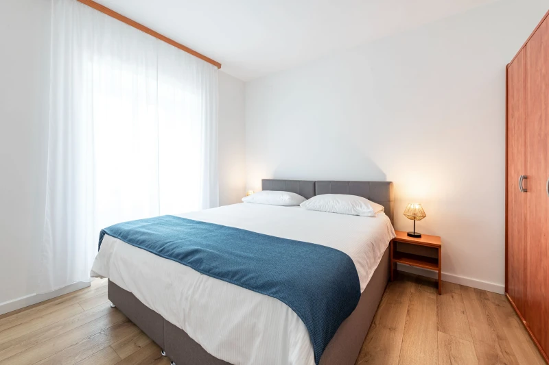 02 Apartman 2+1 osobe - privatna terasa, Sobe