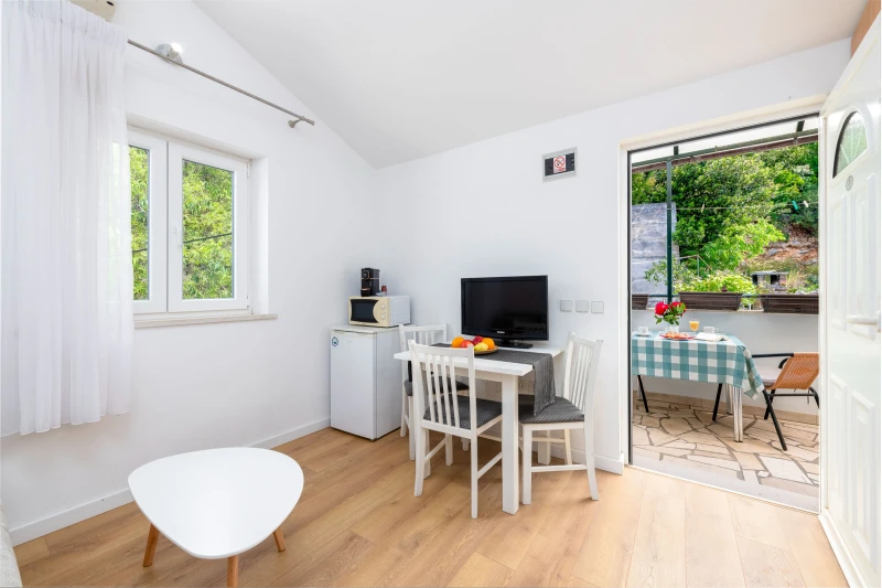 07 Apartman 2+1 osobe - pogled na more, Dnevni boravak