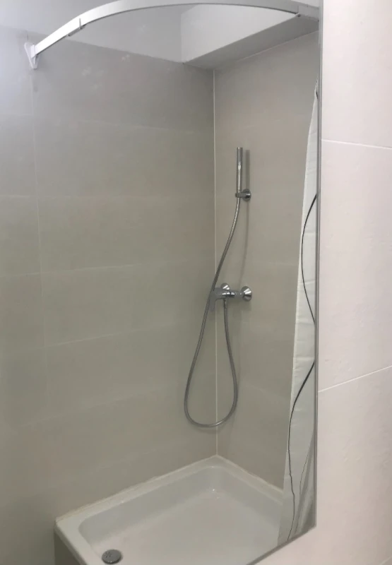 Apartment 1-5, Badezimmer / WC