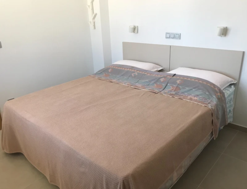 Apartment 1-5, Zimmer