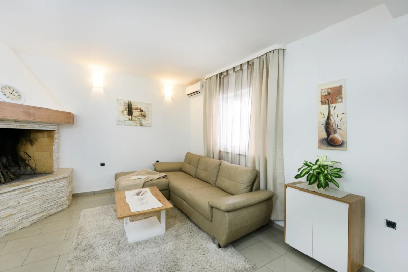 Villa Petra, Living room