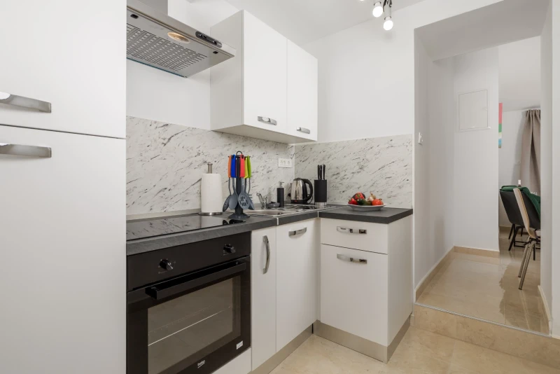 Apartman 3, Kitchen