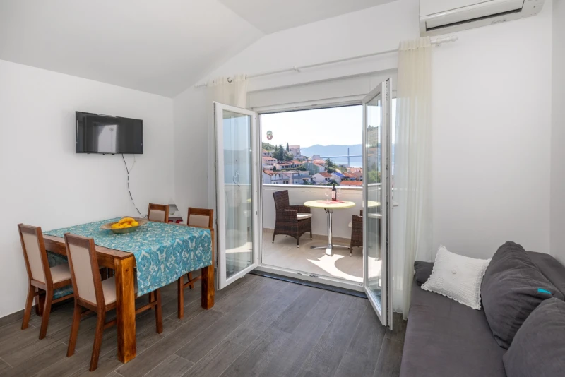 Apartment 4 LUNA