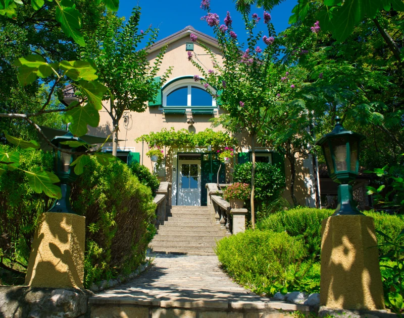 Villa Mo-Re