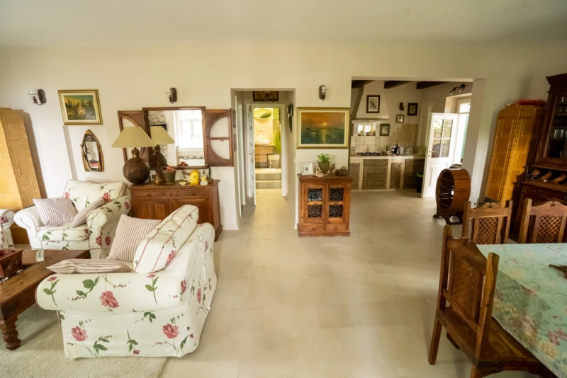 Villa Mo-Re, Living room