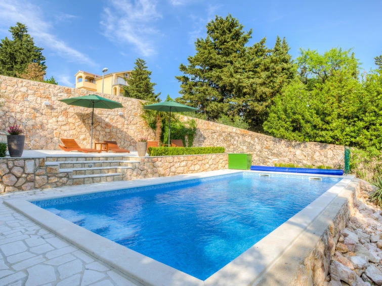 Modern and spacious villa