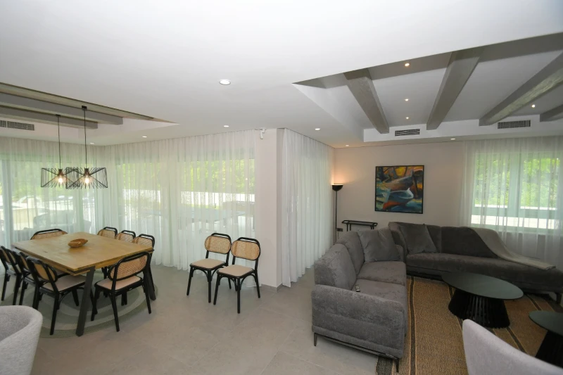 Villa Helena, Living room