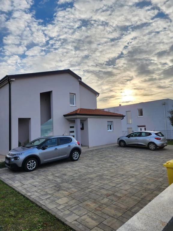Apartments Mary, Novigrad