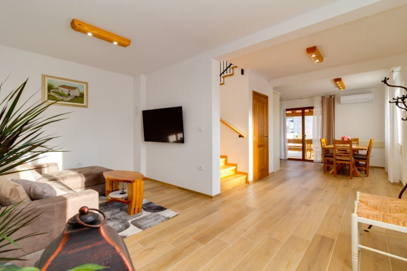 Villa Nima, Living room