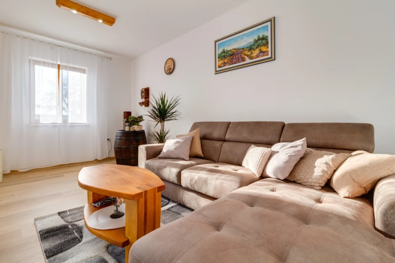 Villa Nima, Living room