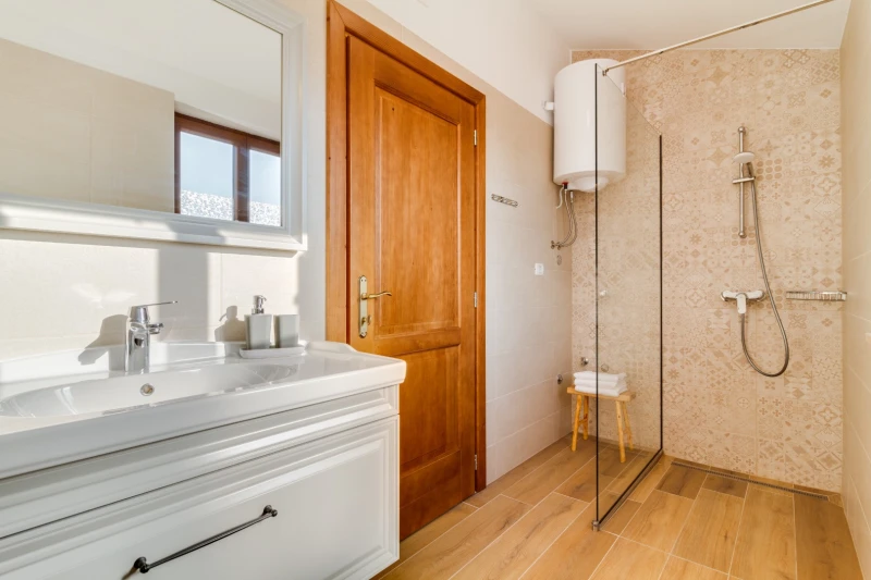 Villa Nima, Bathroom / WC