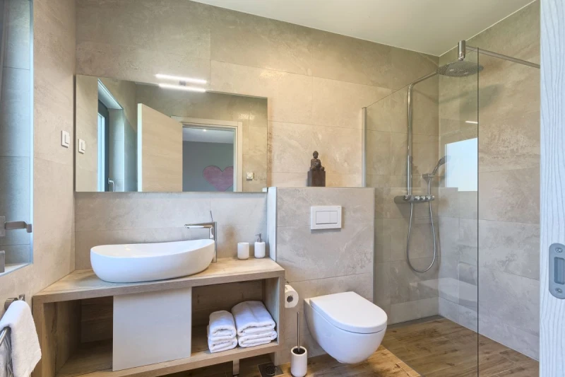 Villa Momare, Badezimmer / WC