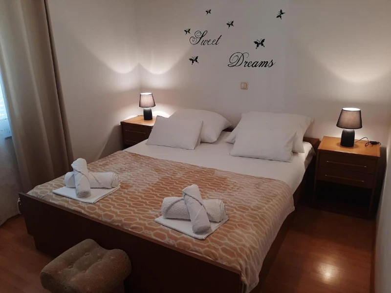 Apartman "Kadulja", Sobe