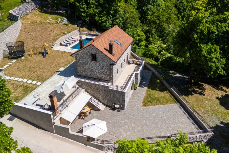 Casa Tilia - rustikalna kamena kuća s bazenom, Casa Tilia - rustikalna kamena kuća s bazenom, Ledenice