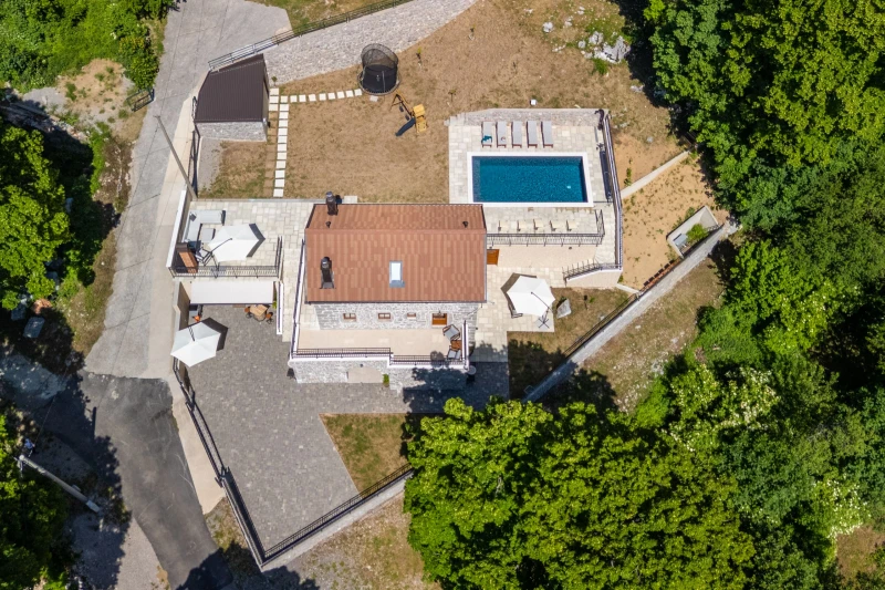 Casa Tilia - rustikalna kamena kuća s bazenom, Casa Tilia - rustikalna kamena kuća s bazenom, Ledenice