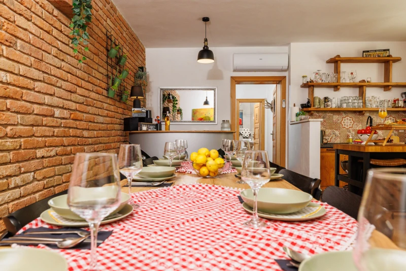 Casa Tilia - rustikalna kamena kuća s bazenom, Casa Tilia - rustikalna kamena kuća s bazenom, Ledenice