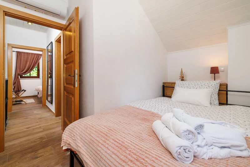 Casa Tilia - rustikalna kamena kuća s bazenom, Casa Tilia - rustikalna kamena kuća s bazenom, Ledenice