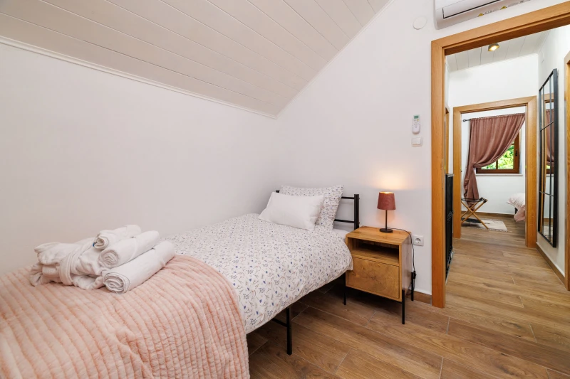 Casa Tilia - rustikalna kamena kuća s bazenom, Casa Tilia - rustikalna kamena kuća s bazenom, Ledenice