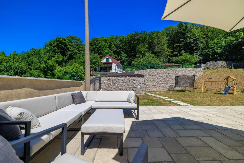 Casa Tilia - rustikalna kamena kuća s bazenom, Casa Tilia - rustikalna kamena kuća s bazenom, Ledenice