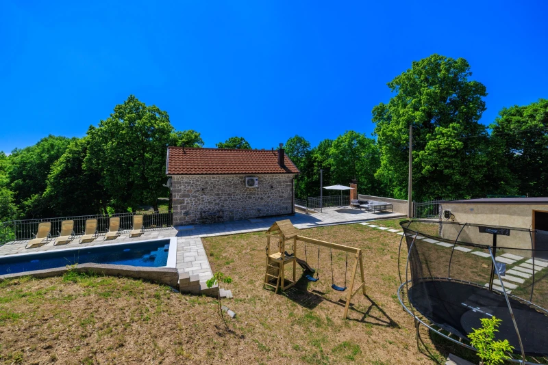 Casa Tilia - rustikalna kamena kuća s bazenom, Casa Tilia - rustikalna kamena kuća s bazenom, Ledenice