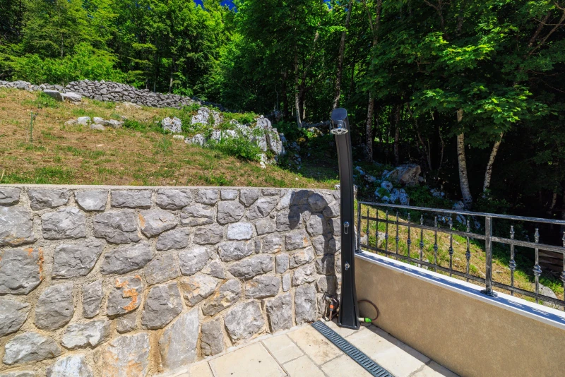 Casa Tilia - rustikalna kamena kuća s bazenom, Casa Tilia - rustikalna kamena kuća s bazenom, Ledenice