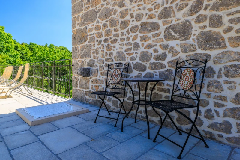 Casa Tilia - rustikalna kamena kuća s bazenom, Casa Tilia - rustikalna kamena kuća s bazenom, Ledenice