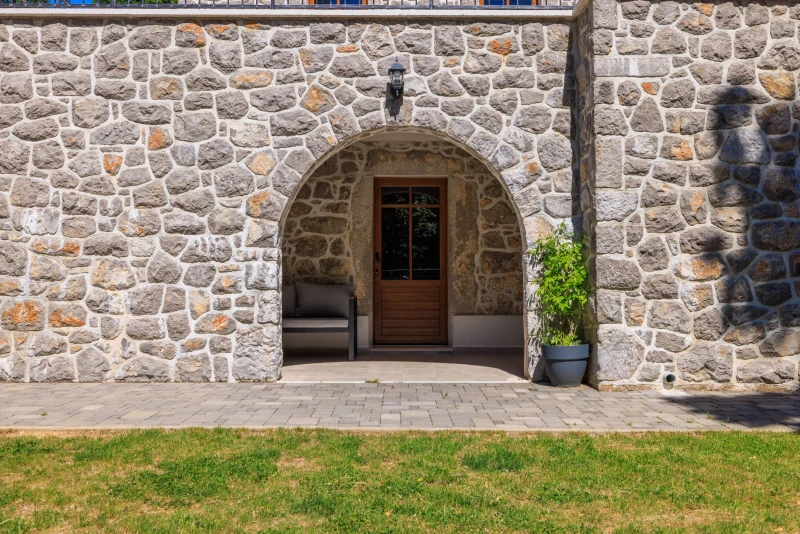 Casa Tilia - rustikalna kamena kuća s bazenom, Casa Tilia - rustikalna kamena kuća s bazenom, Ledenice