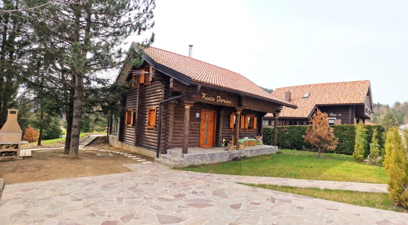 Kuća DoRine, Fužine