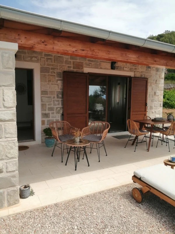 House Gnjila, Gromin Dolac