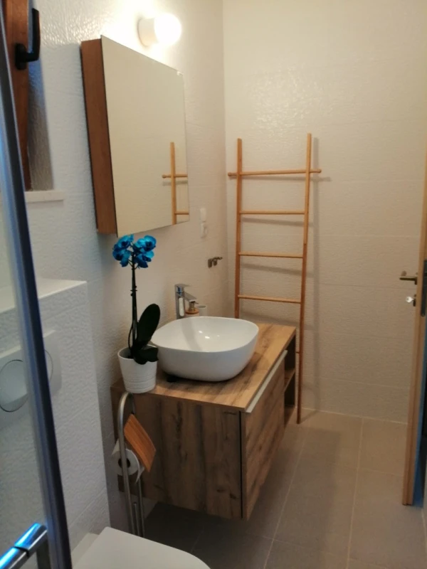 House Gnjila 2+2, Badezimmer / WC