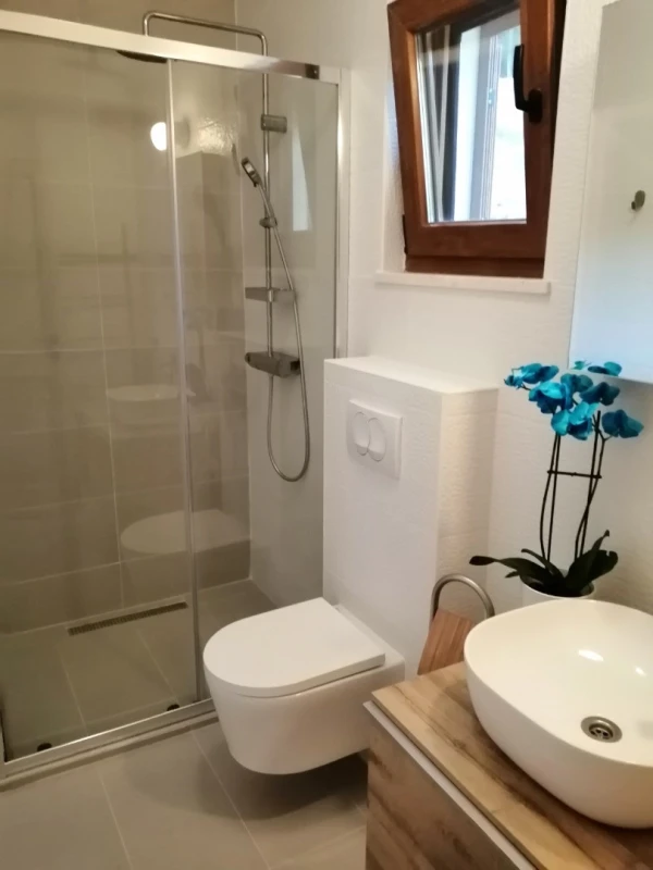 House Gnjila 2+2, Badezimmer / WC