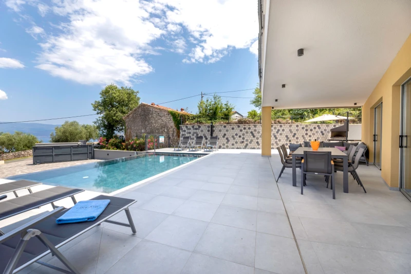 Villa Brajdini, Villa Brajdini, Vrbnik