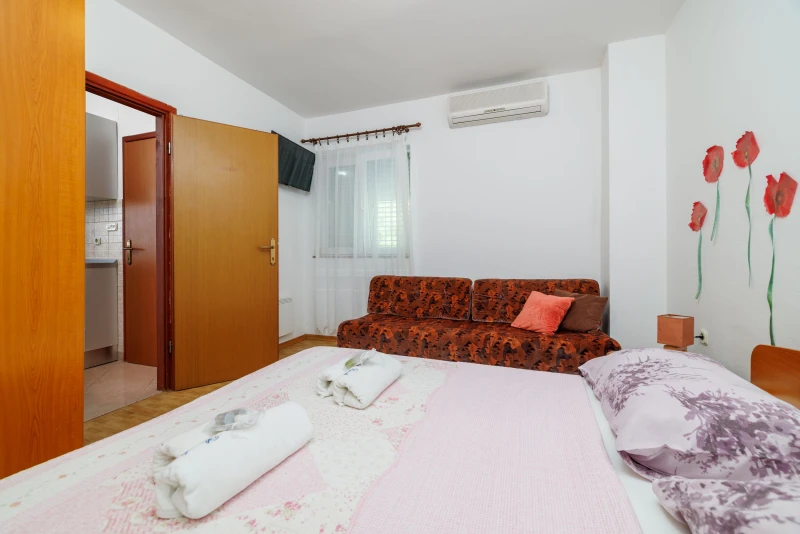 Apartman 4, Sobe